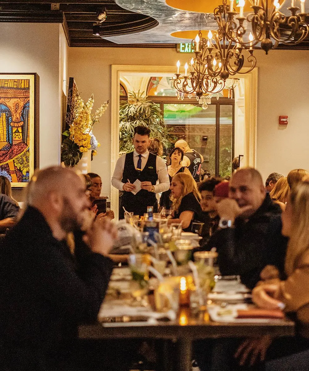 Mojitos Calle 8 dining room full of guests